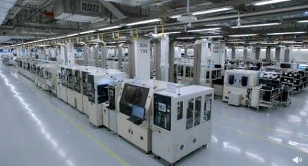 探秘榮耀智能制造產(chǎn)業(yè)園 為何985高校畢業(yè)生青睞工廠？電子商務(wù)技術(shù)開(kāi)發(fā)是關(guān)鍵